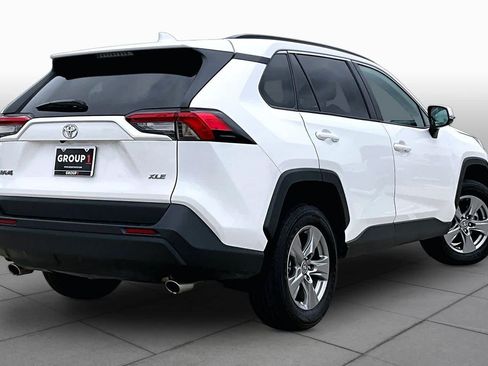Used 2025 Toyota RAV4 XLE FWD image 13