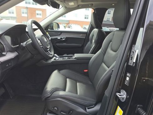 New 2026 Volvo XC90 T8 Ultra w/ Protection Package Premier image 24