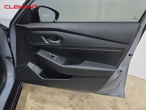 Used 2023 Honda Accord Sport image 32