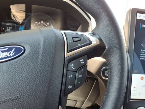 Used 2024 Ford Edge SEL w/ Convenience Package AWD/4WD image 16