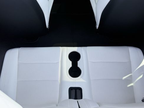 Used 2022 Tesla Model X Plaid AWD/4WD image 11