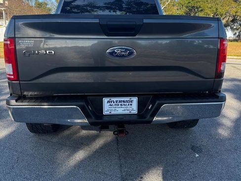 Used 2017 Ford F150 XLT image 4