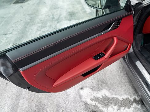 Certified 2022 Porsche 911 Targa 4 image 19