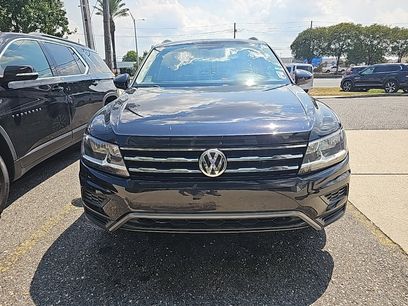 Used 2019 Volkswagen Tiguan SE