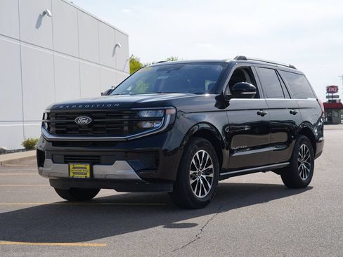 Used 2025 Ford Expedition Platinum AWD/4WD image 7