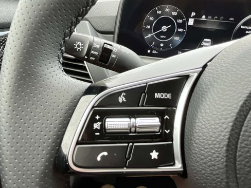 New 2026 Kia Seltos SX w/ SX Sunroof Package image 28