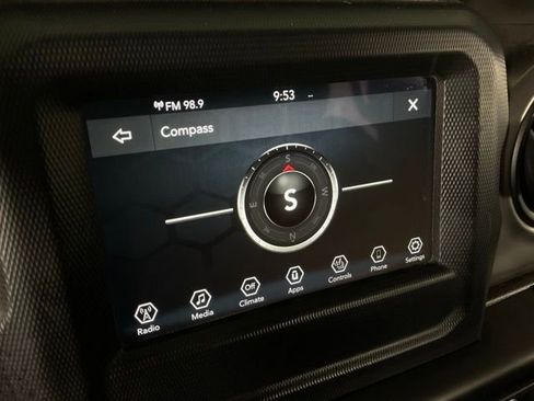 Used 2019 Jeep Wrangler Unlimited Sport S image 12