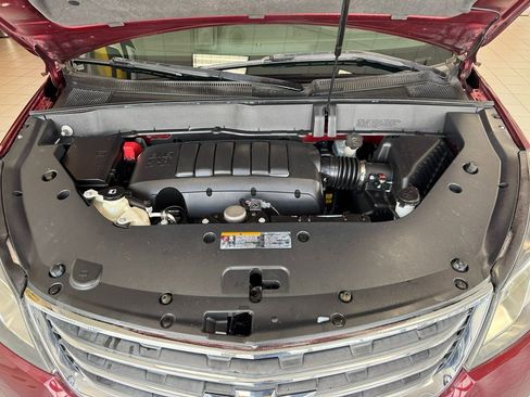 Used 2015 Chevrolet Traverse LT w/ Style and Technology Package image 68