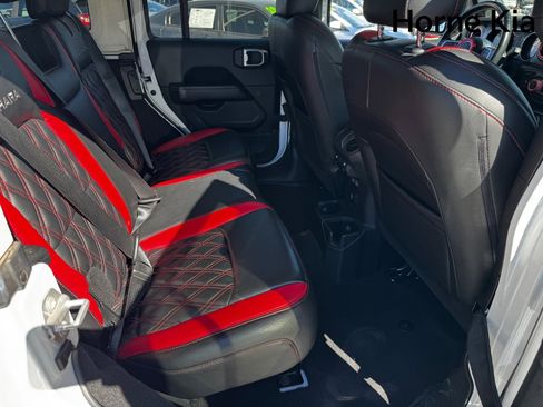 Used 2021 Jeep Wrangler Unlimited Sahara w/ Uconnect 4C Nav & Sound Group image 26