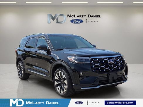 New 2026 Ford Explorer Platinum w/ LUX Leather Package AWD/4WD image 1