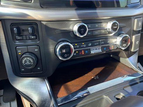 Used 2021 Ford F150 King Ranch w/ Equipment Group 601A High AWD/4WD image 20