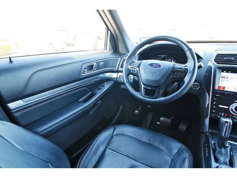 Used 2019 Ford Explorer Sport w/ Equipment Group 401A image 10