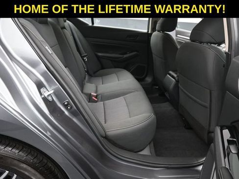 Used 2023 Nissan Altima 2.5 SV AWD/4WD image 41