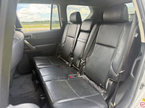 Used 2011 Lexus GX 460 AWD/4WD image 29
