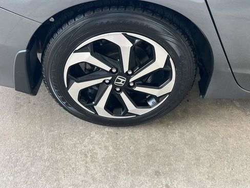 Used 2016 Honda Accord EX image 38