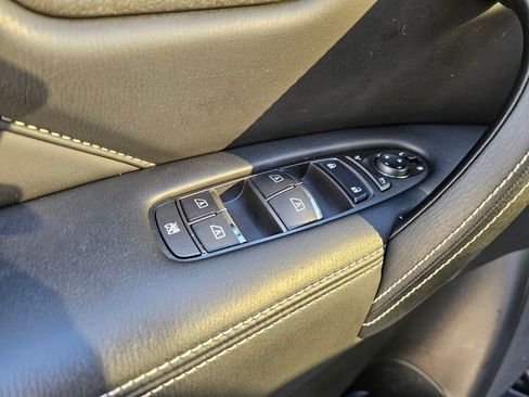 Used 2024 INFINITI QX80 Premium Select w/ Cargo Package image 28