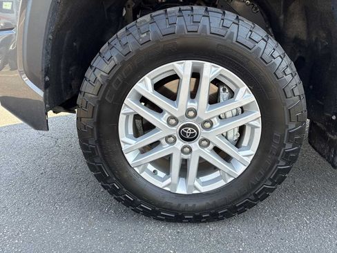 Used 2024 Toyota Tundra SR5 AWD/4WD image 18