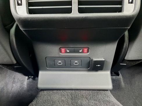 Used 2025 Land Rover Range Rover Velar Dynamic SE image 34