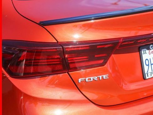 Certified 2023 Kia Forte GT-Line FWD image 13