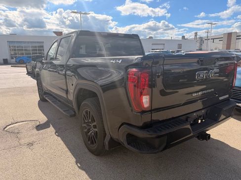 Used 2023 GMC Sierra 1500 Elevation w/ LPO, Elevation Black Package AWD/4WD image 4