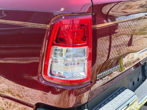 Used 2022 RAM 1500 Big Horn AWD/4WD image 9