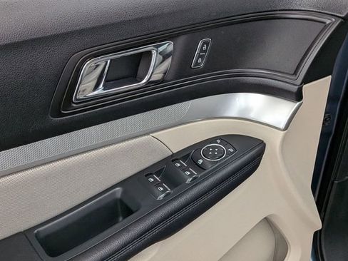 Used 2018 Ford Explorer 4WD image 14