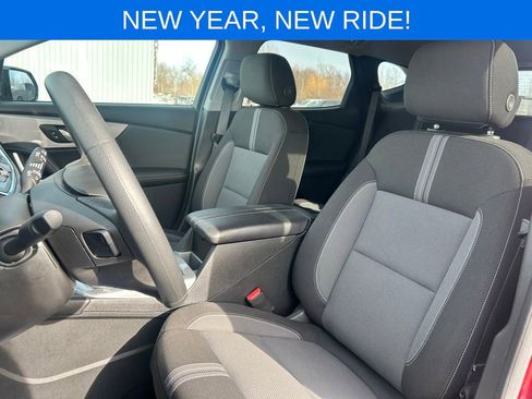 Used 2025 Chevrolet Blazer LT w/ Midnight/Sport Edition image 16