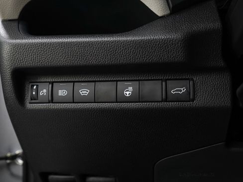 Used 2025 Toyota RAV4 XLE Premium w/ Weather Package AWD/4WD image 27