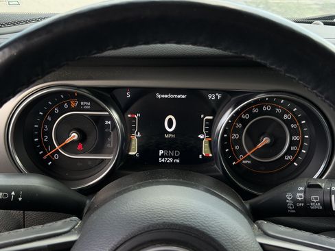 Used 2021 Jeep Wrangler Sport AWD/4WD image 13