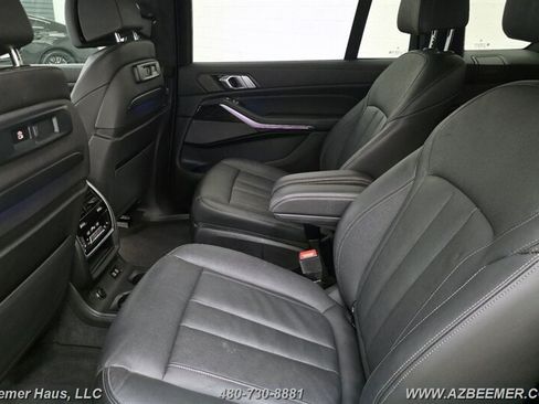 Used 2020 BMW X7 M50i AWD/4WD image 33
