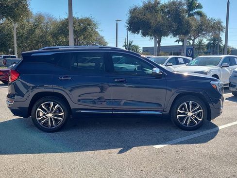 Used 2019 GMC Terrain Denali w/ Advanced Safety Package image 10