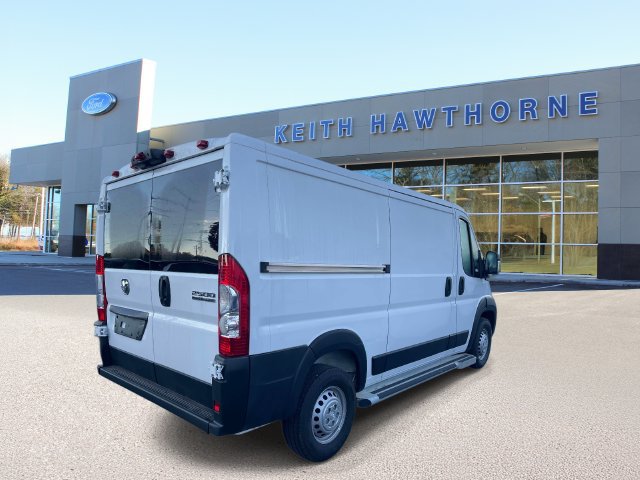 Used 2025 RAM ProMaster 2500 w/ U-Haul Equipment Group FWD image 6