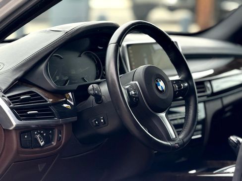 Used 2018 BMW X5 xDrive50i image 9