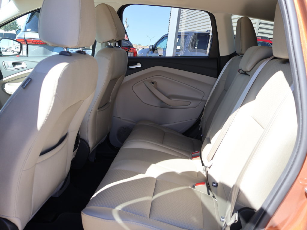 Used 2017 Ford Escape SE FWD image 16