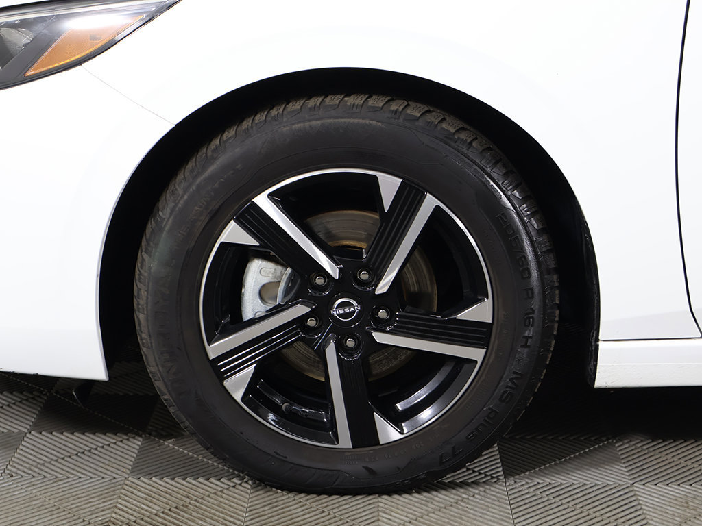 Used 2025 Nissan Sentra SV FWD image 19