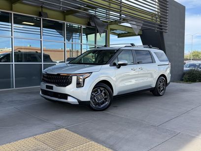 Used 2025 Kia Carnival EX