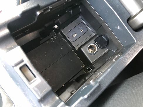 Used 2017 Subaru Crosstrek 2.0i Premium image 23