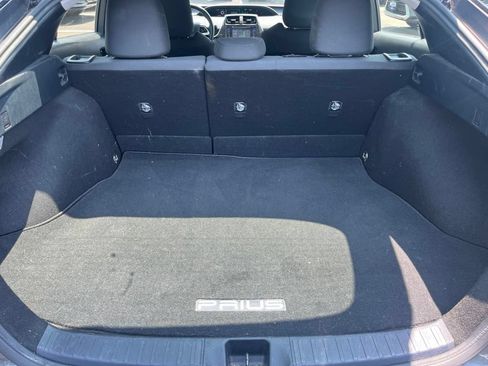 Used 2016 Toyota Prius Two FWD image 11
