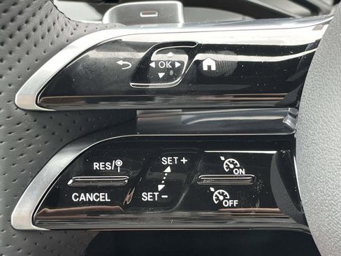 New 2026 Mercedes-Benz GLC 300 4MATIC image 34