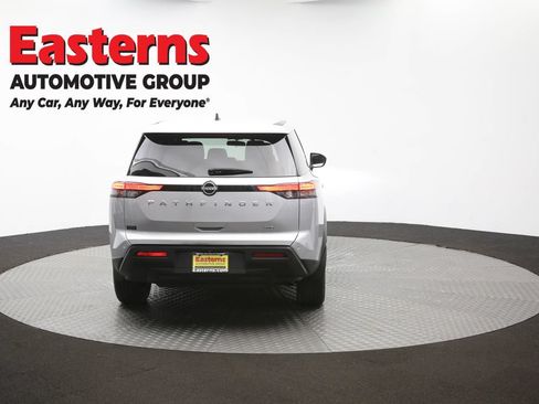 Used 2023 Nissan Pathfinder S AWD/4WD image 36