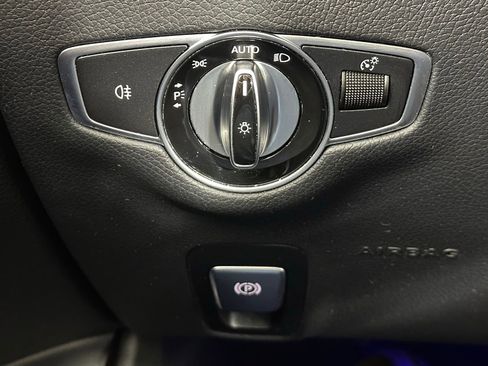 Used 2022 Mercedes-Benz E 450 4MATIC Sedan image 34