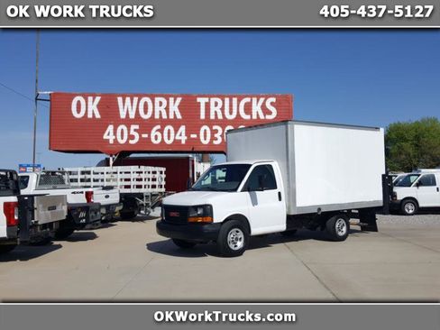 Used 2017 GMC Savana 3500 image 1