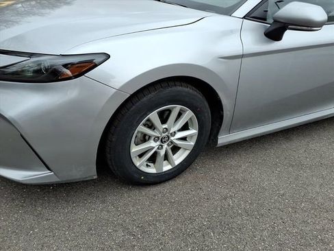 Certified 2025 Toyota Camry LE image 4