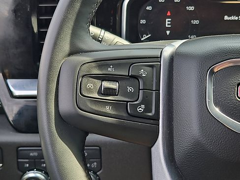 Certified 2025 GMC Sierra 1500 Elevation image 20