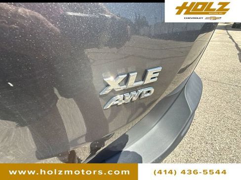 Used 2015 Toyota RAV4 XLE AWD/4WD image 29
