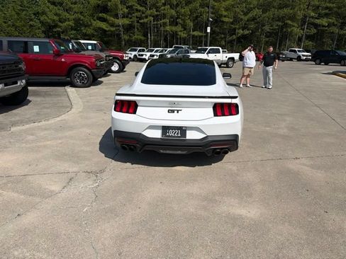 Used 2024 Ford Mustang GT RWD image 14