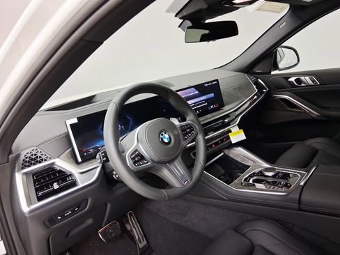 New 2026 BMW X6 xDrive40i w/ Premium Package AWD/4WD image 2