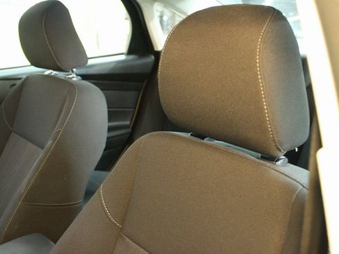 Used 2017 Ford Focus SE image 15