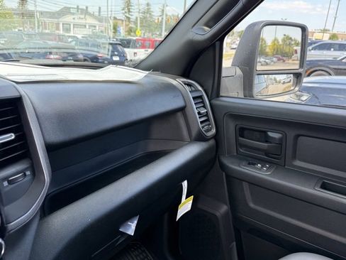 New 2026 RAM 2500 Tradesman w/ Chrome Appearance Group image 22
