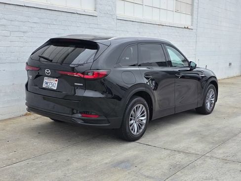 Used 2024 MAZDA CX-90 Plug-In Hybrid w/ Preferred AWD/4WD image 4